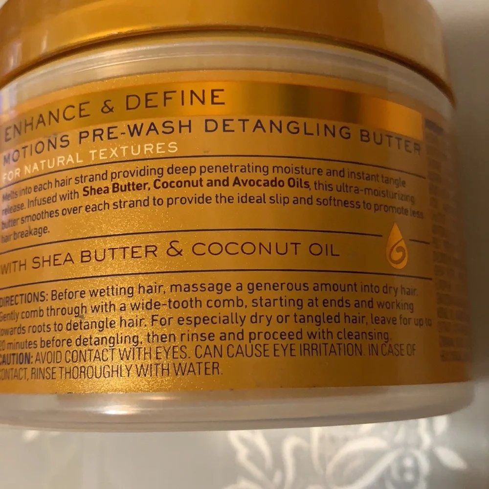MOTIONS ENHANCE & DEFINE PREWASH DETANGLING BUTTER
